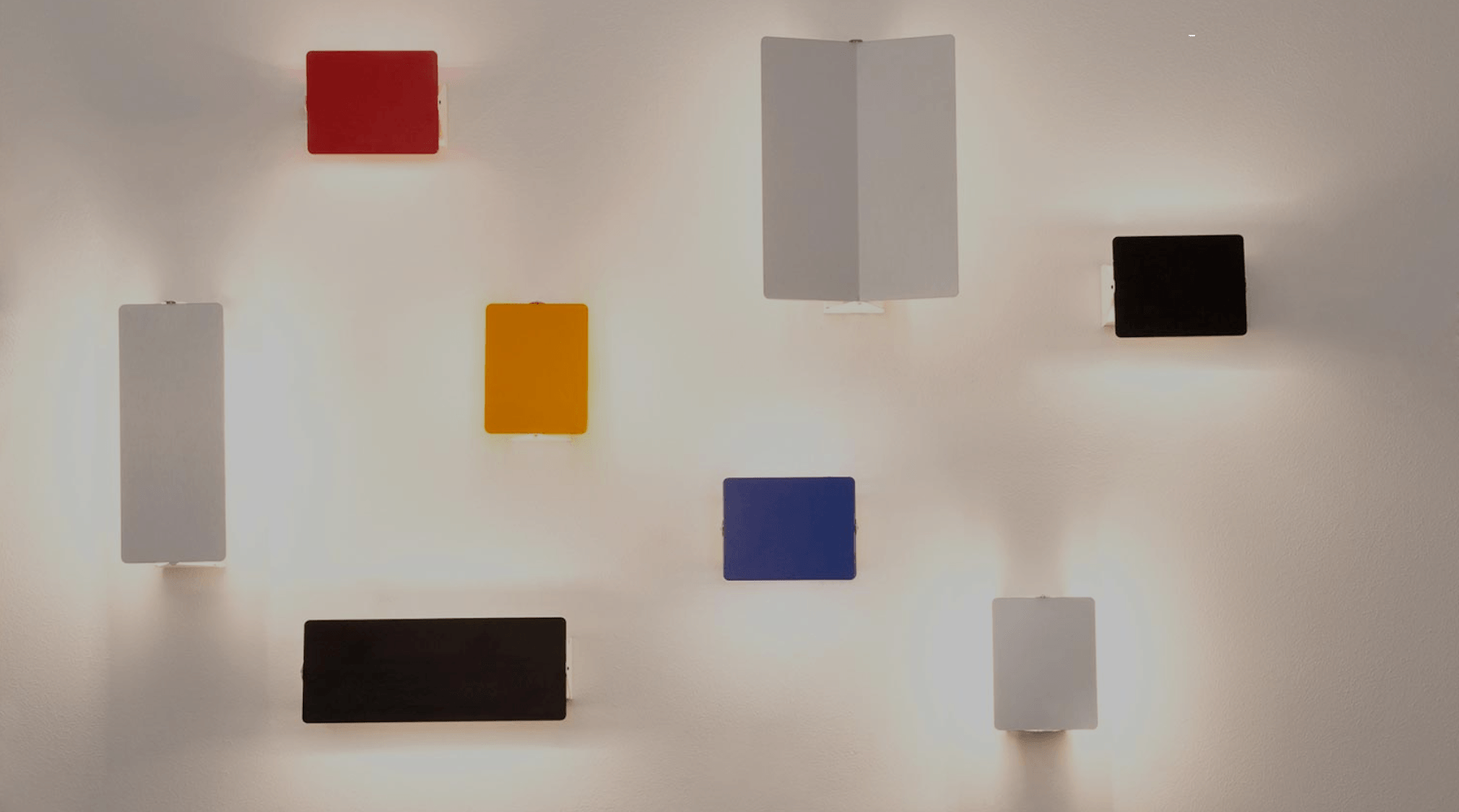 Applique a Volet by Perriand