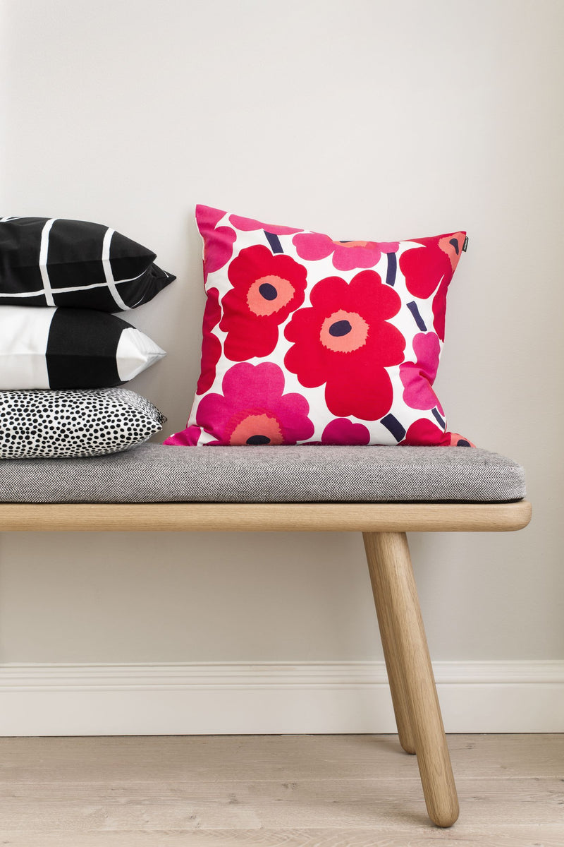 Marimekko, Pieni Unikko Cushion Cover, White/Red- Placewares