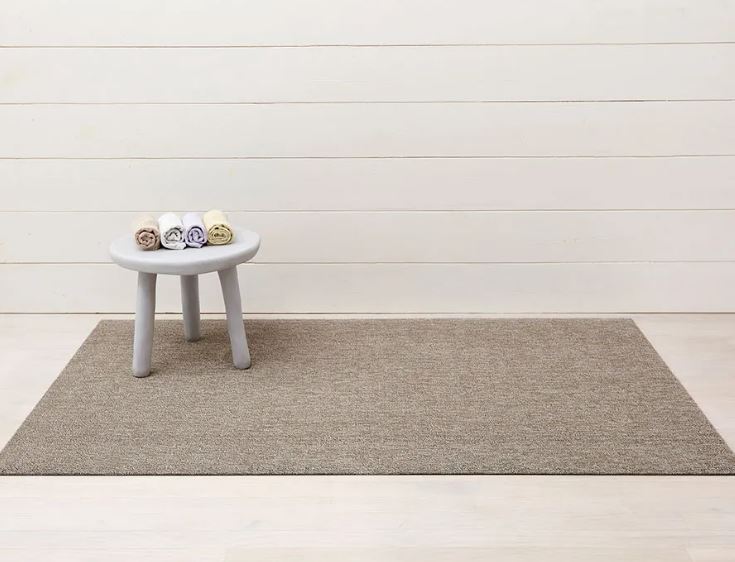Chilewich, Heathered Indoor/Outdoor Shag Big Mats, Pebble (36" x 60")- Placewares