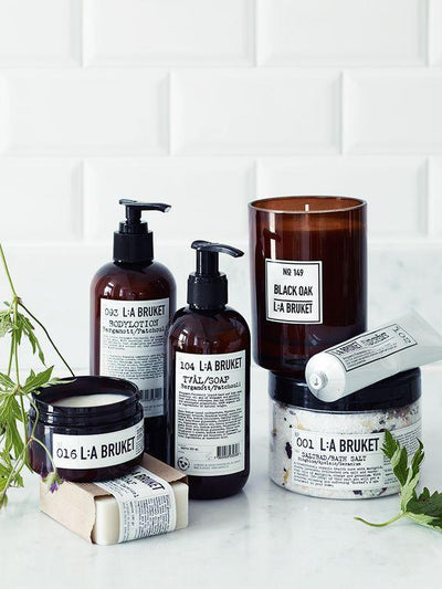 L:A Bruket, Black Oak Candle, - Placewares